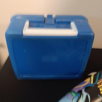 1991 BATMAN LUNCH BOX W/THERMOS, SOFT BAT AND CARDBOARD MASKS