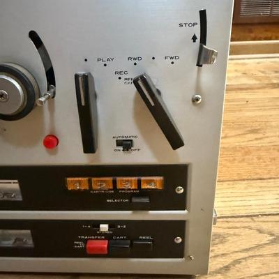 Vintage Roberts 1725 BLM Reel-to-Reel & 8 Track Player