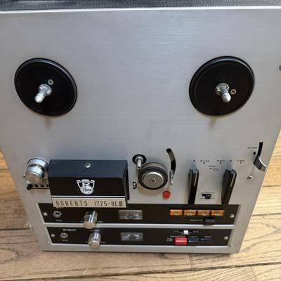 Vintage Roberts 1725 BLM Reel-to-Reel & 8 Track Player