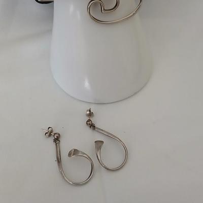 Sterling silver Spanish wave cuff with earrings