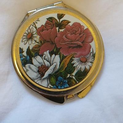 Vintage 30s French Petit Point Scenery banjo serenade Tapestry Girl Clutch Bag, Vintage silk inside Floral Tapestry Embroidered Bag with...