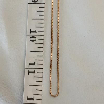 14 k 14k Gold chain with Jadeite 14K gold pendant