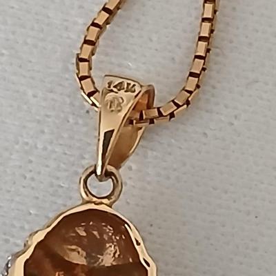 14 k 14k Gold chain with Jadeite 14K gold pendant