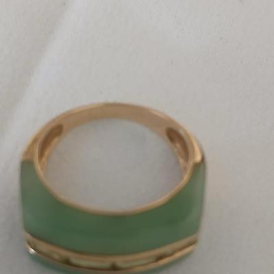 14k 14 K Gold Jade Jadeite ring peridot beautiful band - Size 8