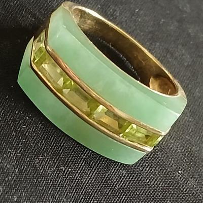 14k 14 K Gold Jade Jadeite ring peridot beautiful band - Size 8