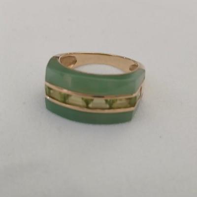 14k 14 K Gold Jade Jadeite ring peridot beautiful band - Size 8