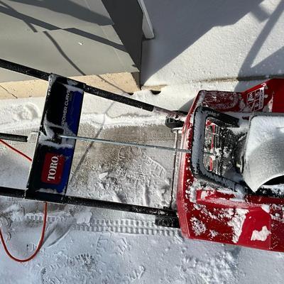 Electric Toro Snowblower