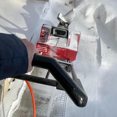 Electric Toro Snowblower