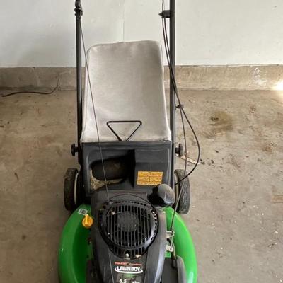 Lawnboy Mower with bag