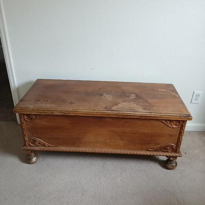 Cedar Craft MFG, Cedar chest made in Cedar Rapids Iowa, April 14, 1932 No. 215-45