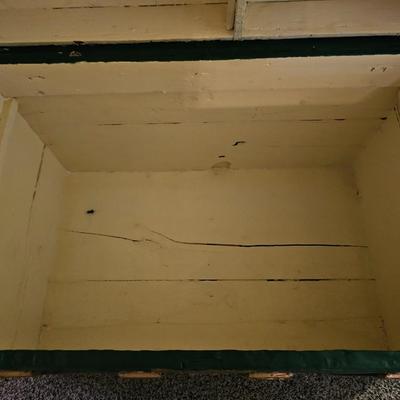 Antique steamer trunk dome top - Beautifully restored trunk with original inside