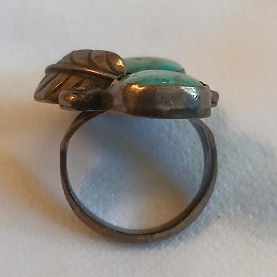 Vintage Sterling Silver 925 Native American Turquoise Ring