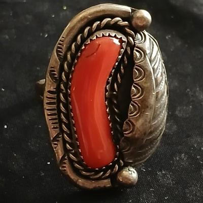Navajo OLD Red Coral Branch Sterling Silver Hand Stamped Leaf Rope Ring