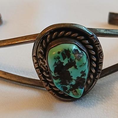 Beautiful Vintage Navajo Native American Sterling Silver Turquoise CUFF BRACELET