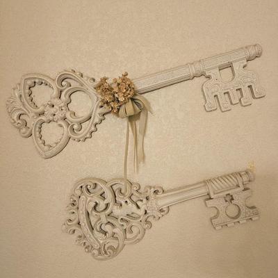 Two wall hanging keys MCM era Dart Industries