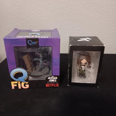 QFig ACTION FIGURE "JESSICA JONES" & "LARA CROFT" 20 YEARS OF AN ICON