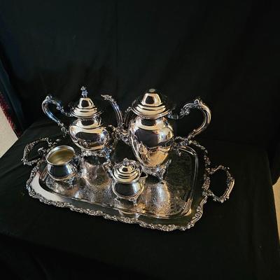 Vintage Oneida Silver Plated 5 Piece Footed Tea & Coffee Set