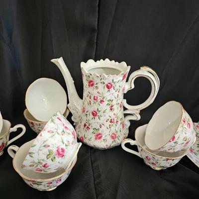 Vintage George Z. Lefton Hand Painted "Rose Chintz 658R" Dinnerware set - Made in Japan - 1949 to 1955