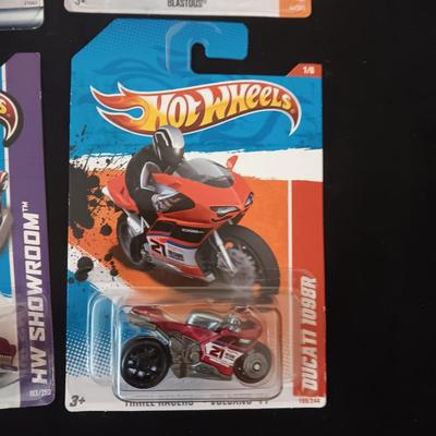 5 SEALED HOT WHEELS
