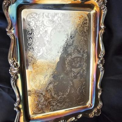 Vintage Raised Silver Serving Casserole Dish with an Oneida tray