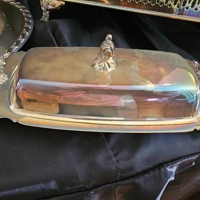 Silver Plated Oneida Chafer Buffet Set Dish Stand Food Warmer Serve ware with covered butter dish and 9" platter