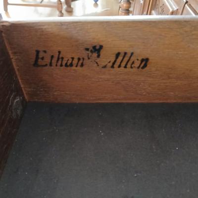 Beautiful Ethan Allen Royal Charter China Hutch and Base