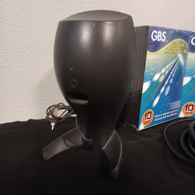 HARMAN/KARDON COMPUTER SPEAKERS, VGA CABLE & 2 BOXES OF SLIM DVD MOVIE/GAME BOXES