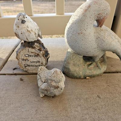 Yard or garden birds - Ducks - Sparrow - Garden art statues