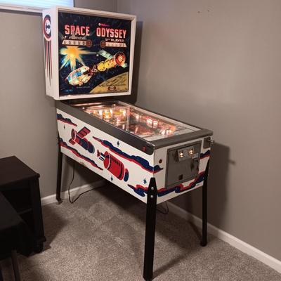WORKING STANDARD SIZE "SPACE ODYSSEY" PINBALL MACHINE
