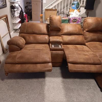 LIKE NEW FRANKLIN QUALITY POWER DOUBLE RECLINERS & CHAISE LOUNGE WITH MASSAGE
