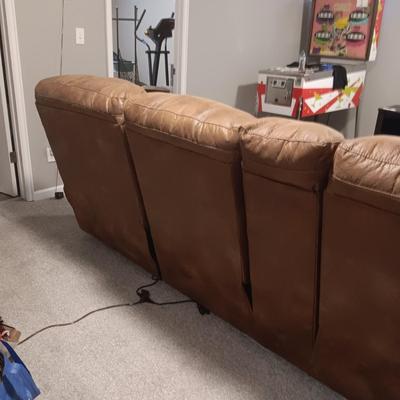 LIKE NEW FRANKLIN QUALITY POWER DOUBLE RECLINERS & CHAISE LOUNGE WITH MASSAGE