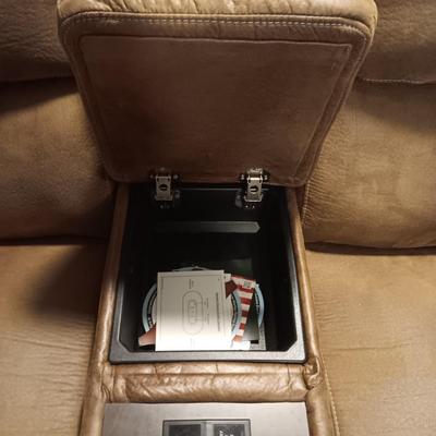 LIKE NEW FRANKLIN QUALITY POWER DOUBLE RECLINERS & CHAISE LOUNGE WITH MASSAGE