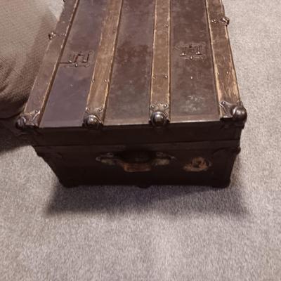 ANTIQUE METAL WITH WOOD SLATS TRUNK PLUS AN OVERSIZED THROW PILLOW