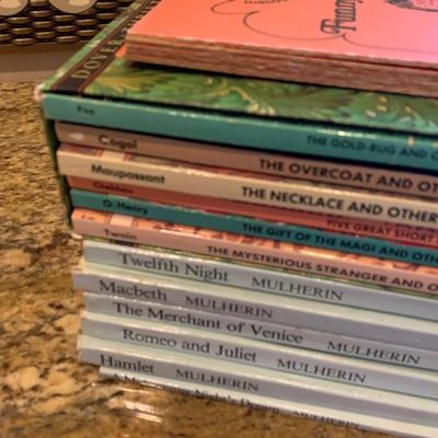 Children’s Book Sets Shakespeare & Dover Great Authors Series