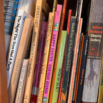 HUGE Mostly Children’s Educational & Fiction Books Lit