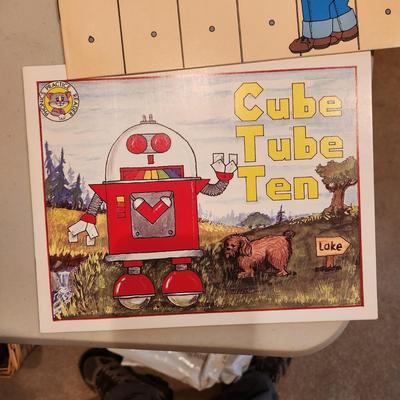 Large Lot Of Phonics Practice Reader Books Very Good Condition