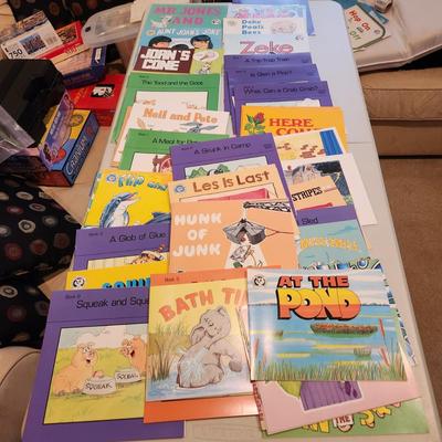 Large Lot Of Phonics Practice Reader Books Very Good Condition