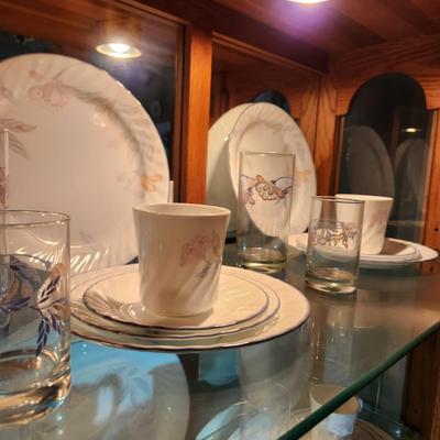 46 pcs Corelle by Corning Pink Trio 5 pc Setting for 6 + Matching Glasses
