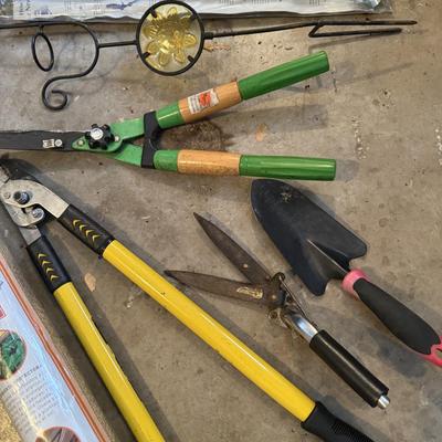 Yard tools