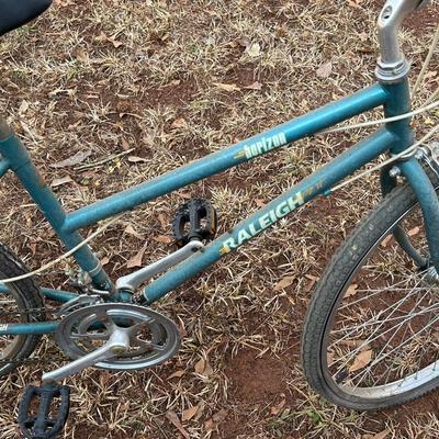 Lot of 3 Vintage Bikes including a Raleigh Grand Prix & Horizon!
