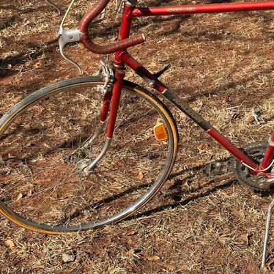 Lot of 3 Vintage Bikes including a Raleigh Grand Prix & Horizon!