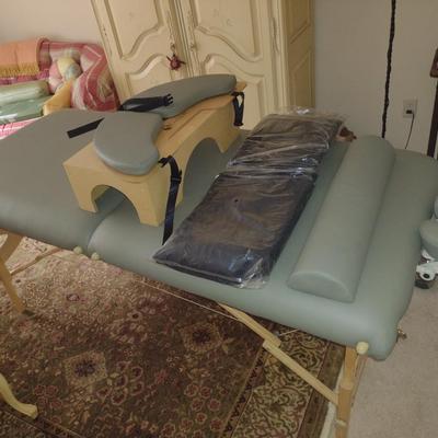 Earthlite Spirit 32" Reiki Portable Massage Table