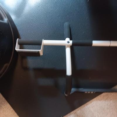 Perfect MULTI-GYM & HAND WEIGHTS 2 @ 20lb, 2 @ 25lb