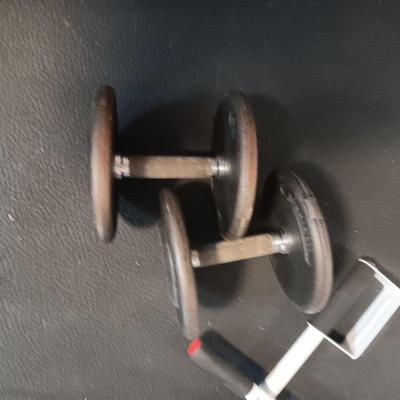 Perfect MULTI-GYM & HAND WEIGHTS 2 @ 20lb, 2 @ 25lb