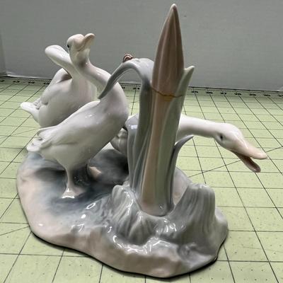 Lladro "Geese Group" Porcelain Figurine