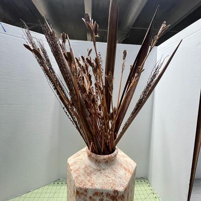 Utah Local Claypot Inc. Vase and Stems