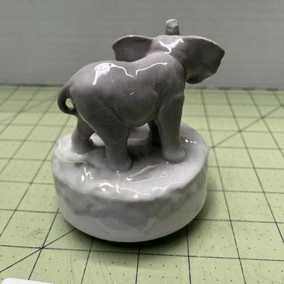 Otagiri Elephant Family Music Box