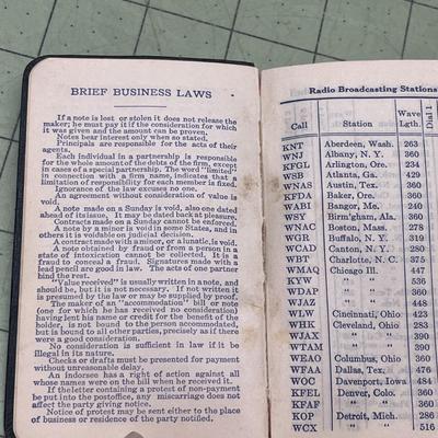Vintage 1927 Pocket Calendar