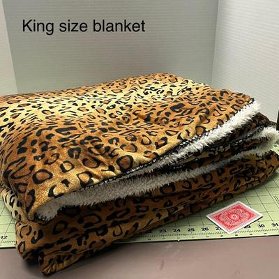 King Size Leopard Blanket