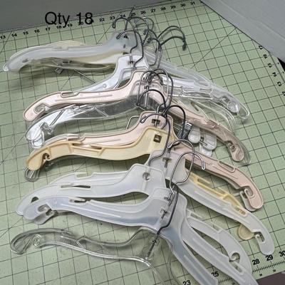 Plastic & Wood Hanger Bundle